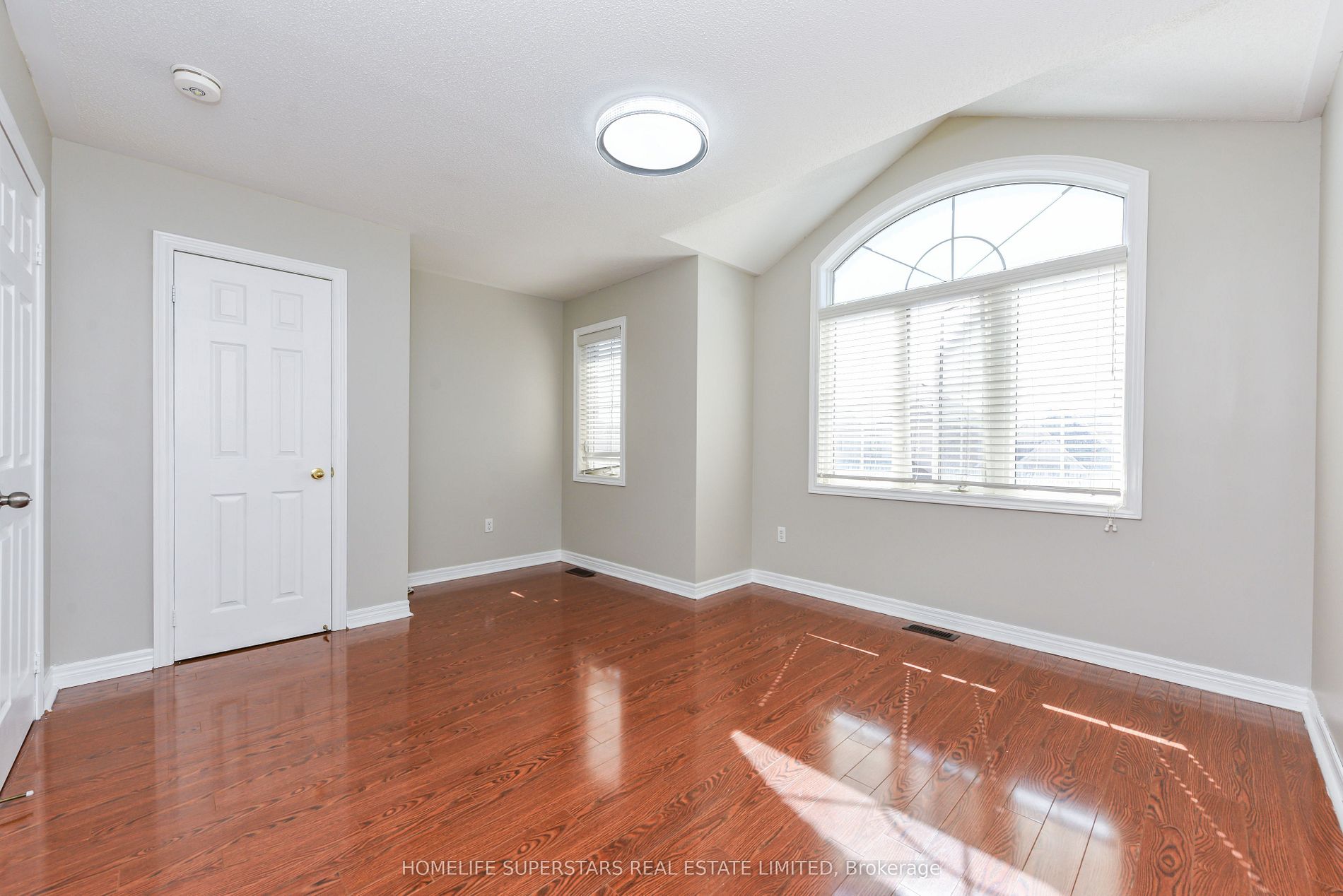 Resale Home, Detached, Legal Finished Basement, Brampton East, L6P 3L7 preview 11
